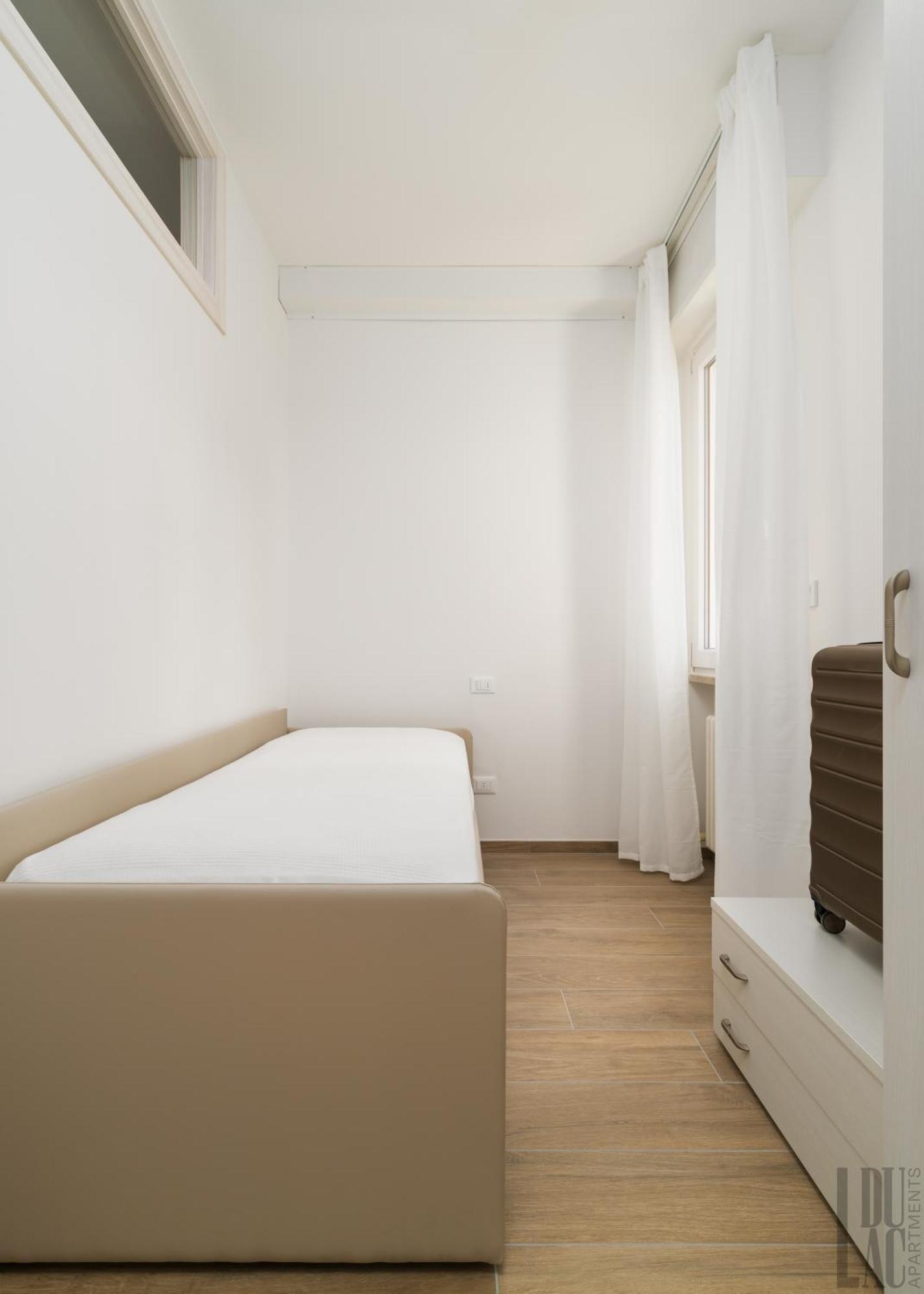 Belle Maison - Du Lac Apartments 시르미오네 외부 사진